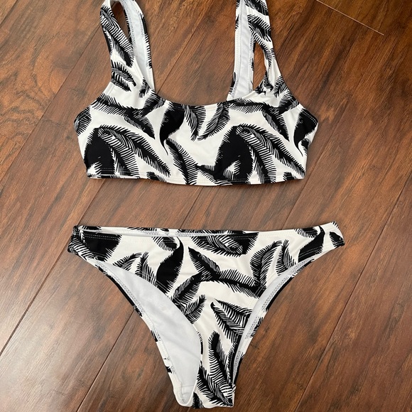 cabana del sol Other - 2/$5!! Cabana del Sol Bikini Size small